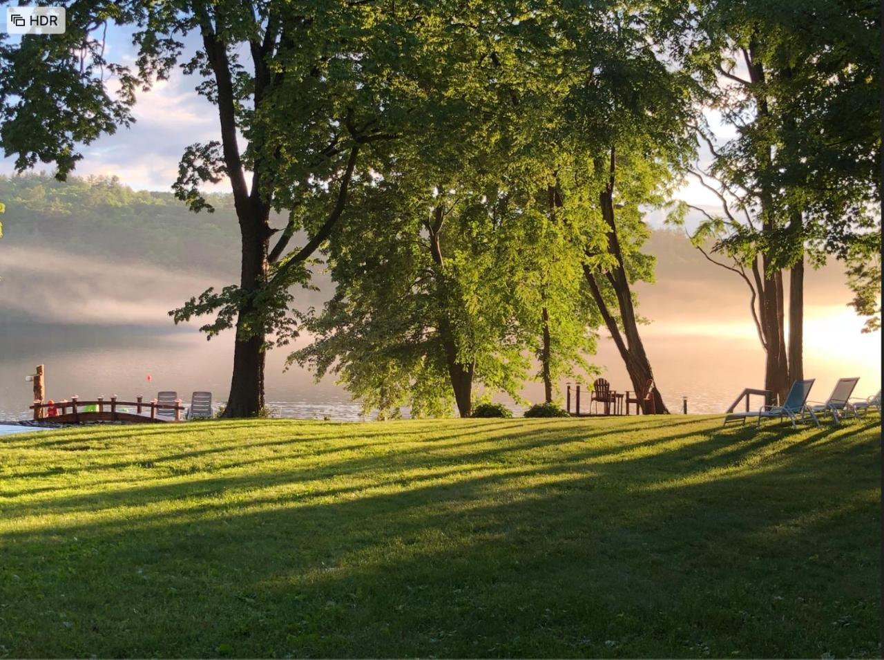 The Elms Waterfront Cottages Lake Luzerne Bagian luar foto